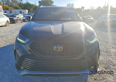 2021 Toyota Highlander Xse z USA, uszkodzony, nr VIN 5TDLZRBH9MS127245